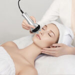 Valentine's Day Gift: 3-in-1 Full-Body Skin Care Device | 110V Premium White Model | Applicable to Face/Arms/Waist/Legs | Stylish and Durable Plastic Material | Suitable for Girlfriends/Mothers/Skin Care Enthusiasts